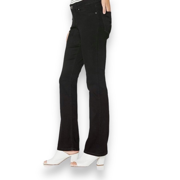 Lee Women's Modern Series Curvy Fit Bootcut Jean 14 - Picture 1 of 17